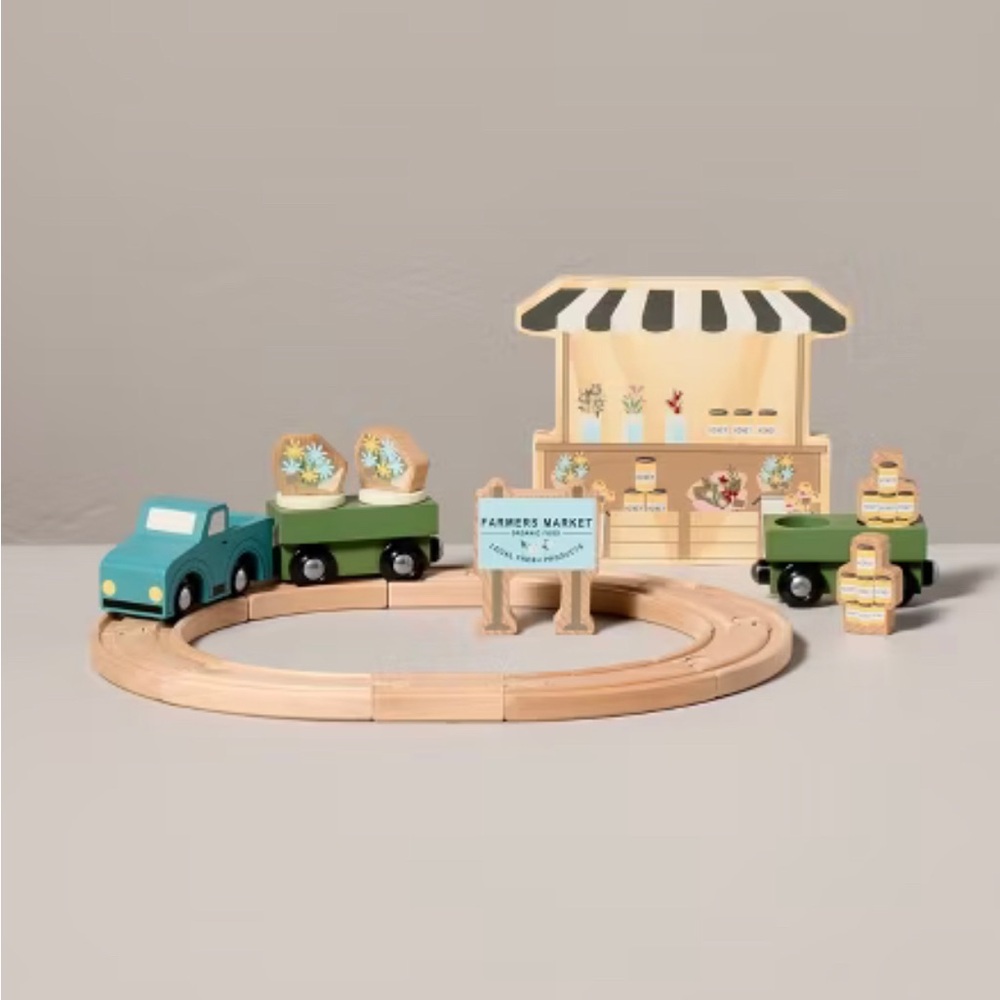 Toy Farmer's Market Playset 21pc - Hearth & Hand™ with Magnolia